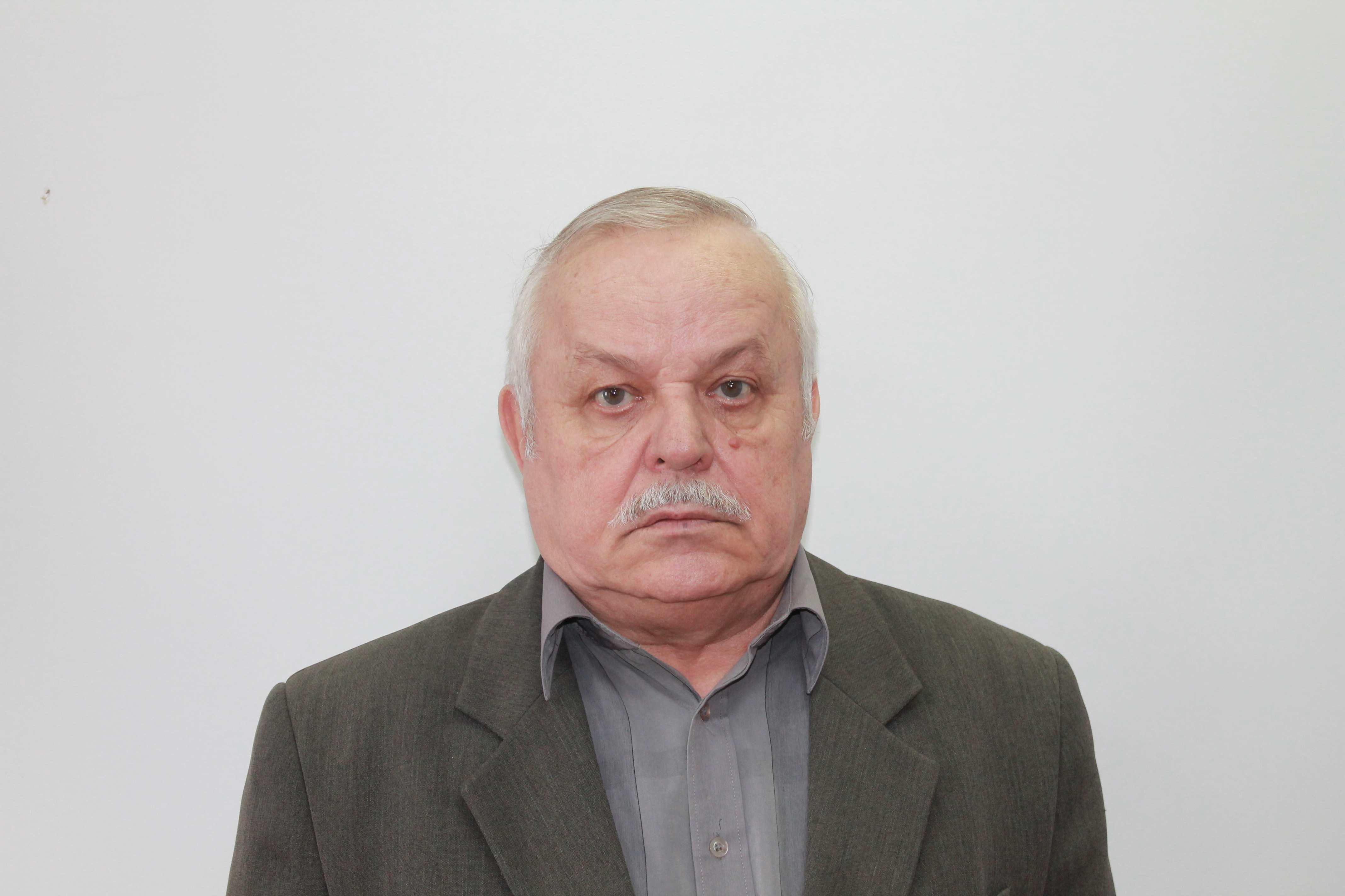 Селезнев Сергей Потапович.